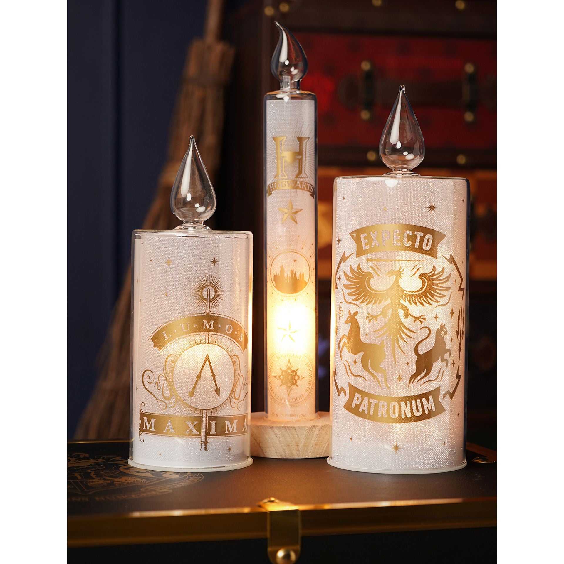 Harry Potter Alumni LED Candle 21cm - Lumos