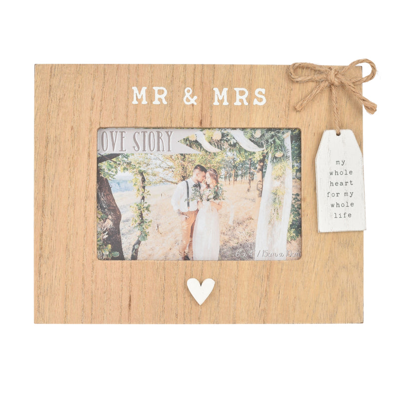 Love Story Wooden Frame with Tag 6" x 4" "Mr & Mrs"