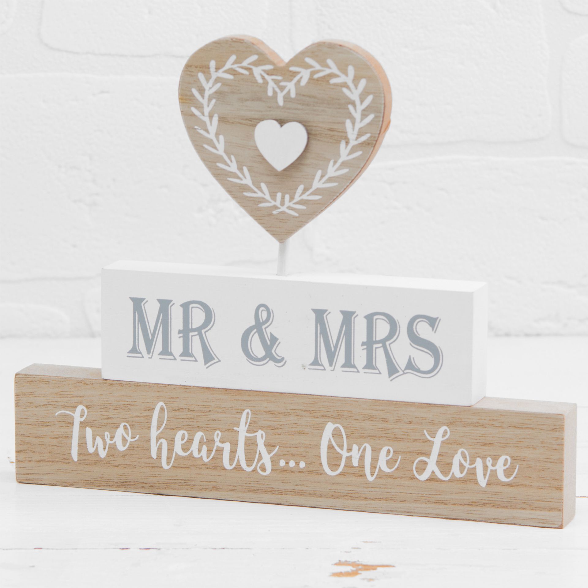 Love Story Mantel Blocks Mr & Mrs 2 Hearts