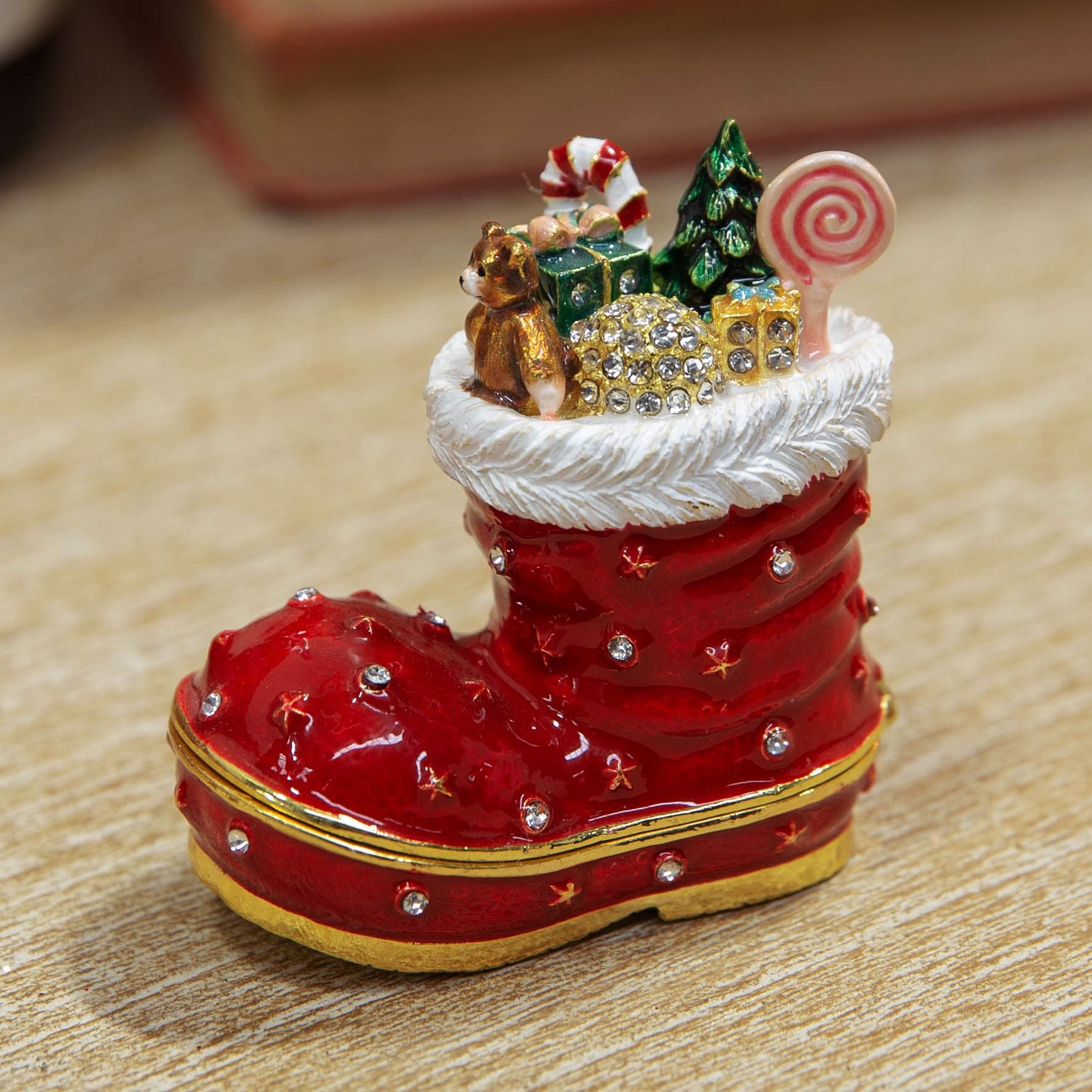 Treasured Trinkets - Xmas Boot