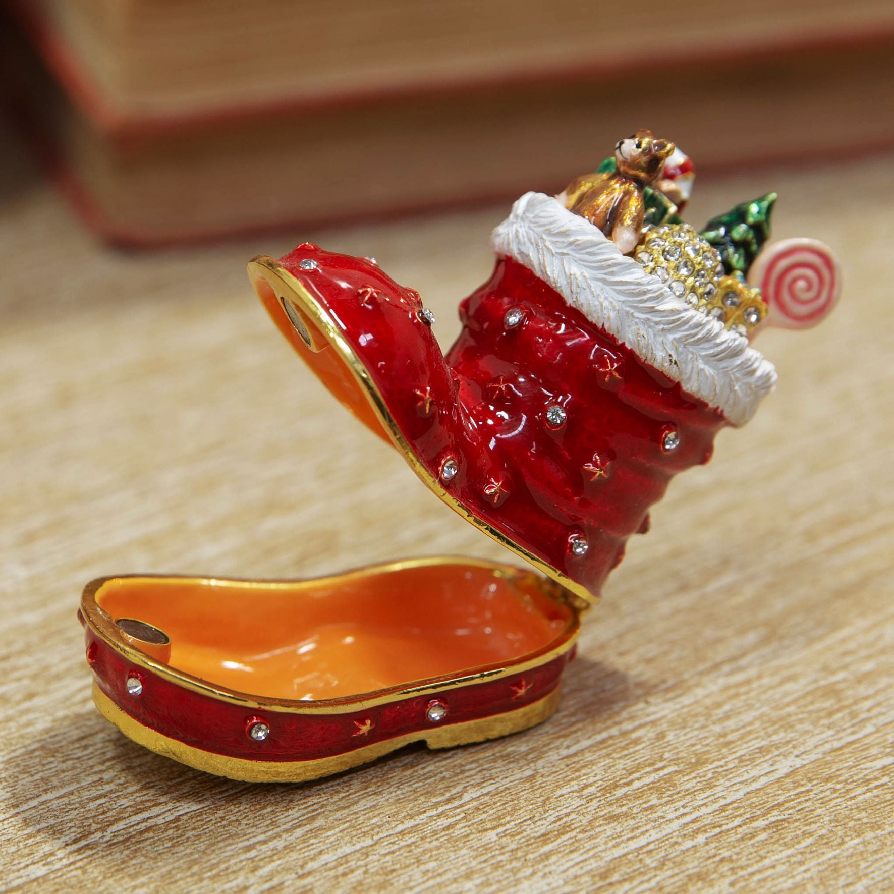 Treasured Trinkets - Xmas Boot