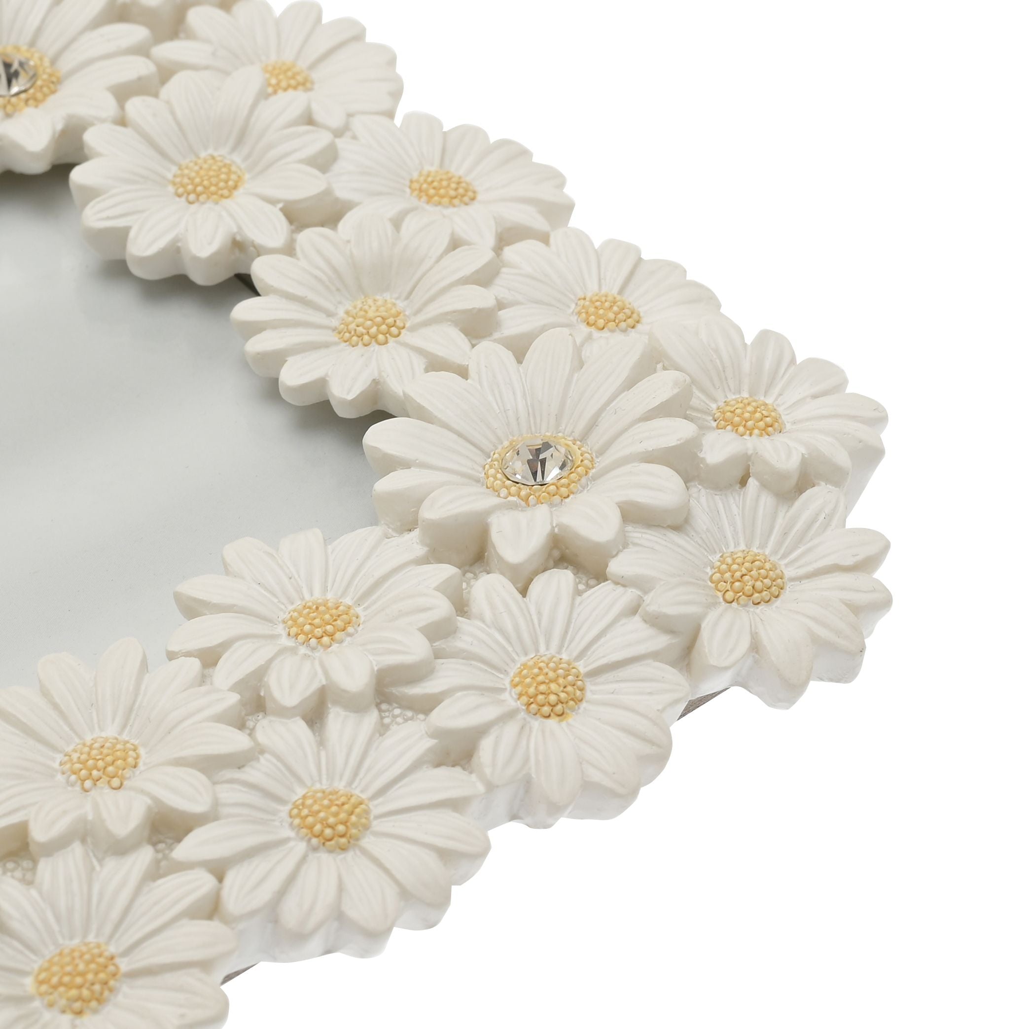 Impressions White Resin Daisy Photo Frame 6" x 8"