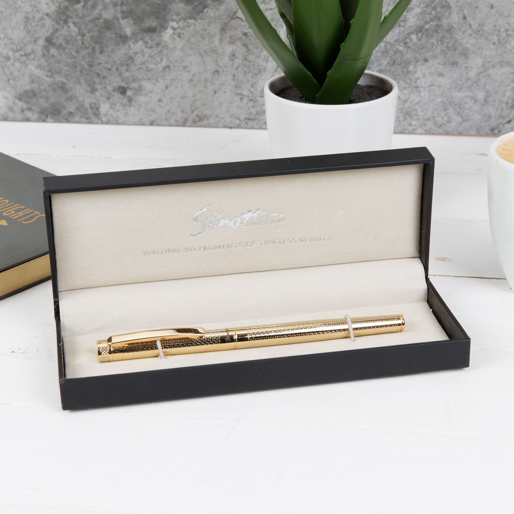 Stratton Rollerball Pen - Gold Finish